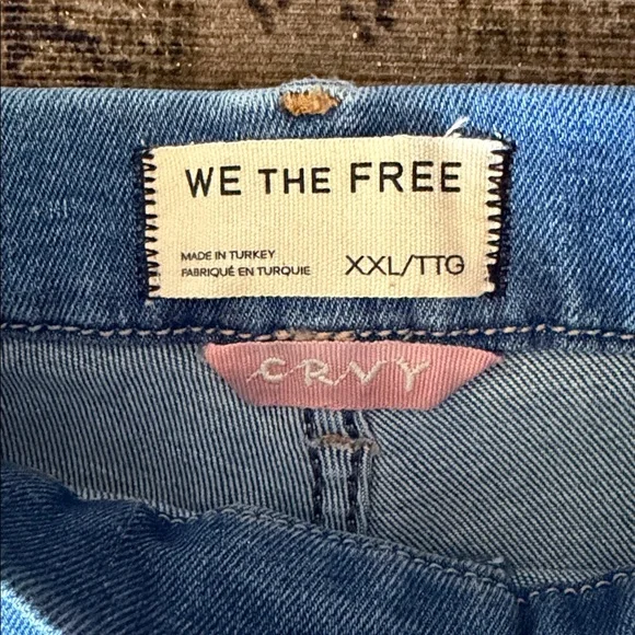 We The Free CRVY Infinite Stretch Pull-On Flare Jeans Size XXL - Picture 7 of 10